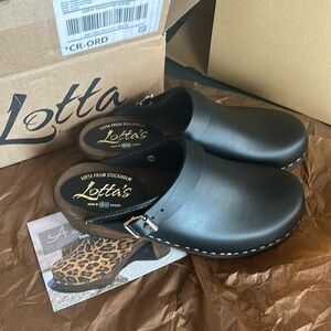 NWT LOTTA FROM STOCKHOLM CLOGS